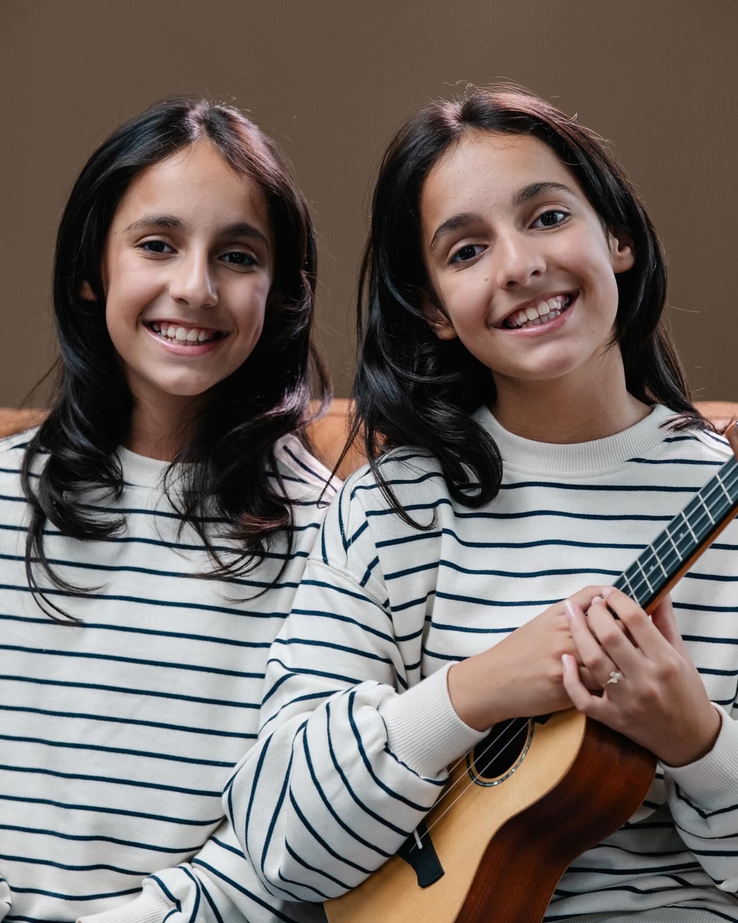 Foto de Amanda e Ana Laura - Gêmeas Wolfart