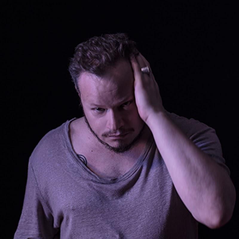 Foto de Leonel García