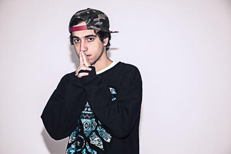 Photo of Josbi (feat. Hailey Cirovski)