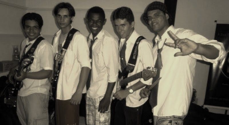 Foto de Banda CR-16