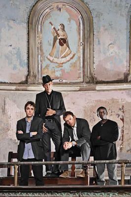 Foto de The Good, the Bad and the Queen