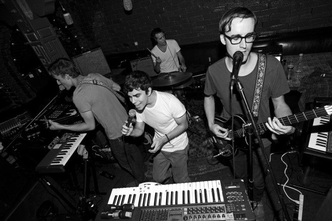 Foto de Electric Guest