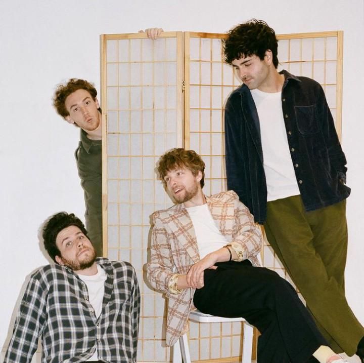 Foto de Loose Buttons