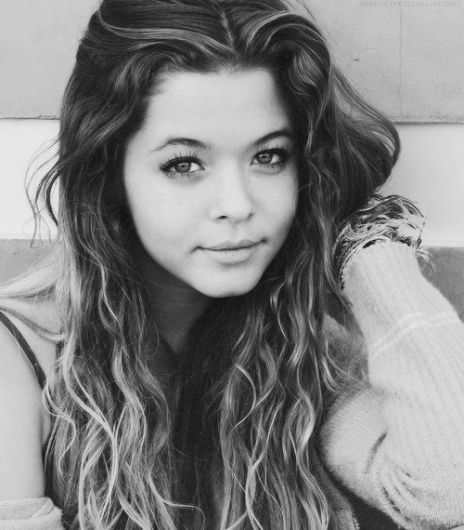 Photo of Sasha Pieterse