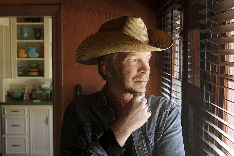 Photo of Dave Alvin