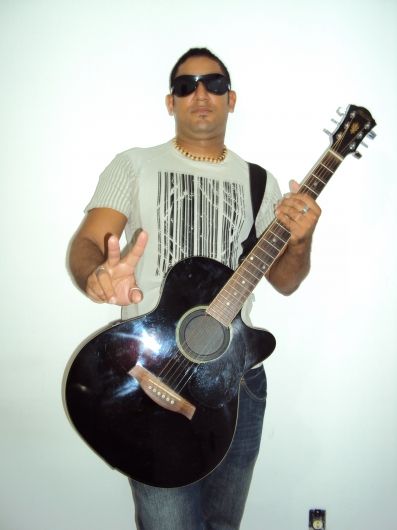 Foto de Cartell de Baly