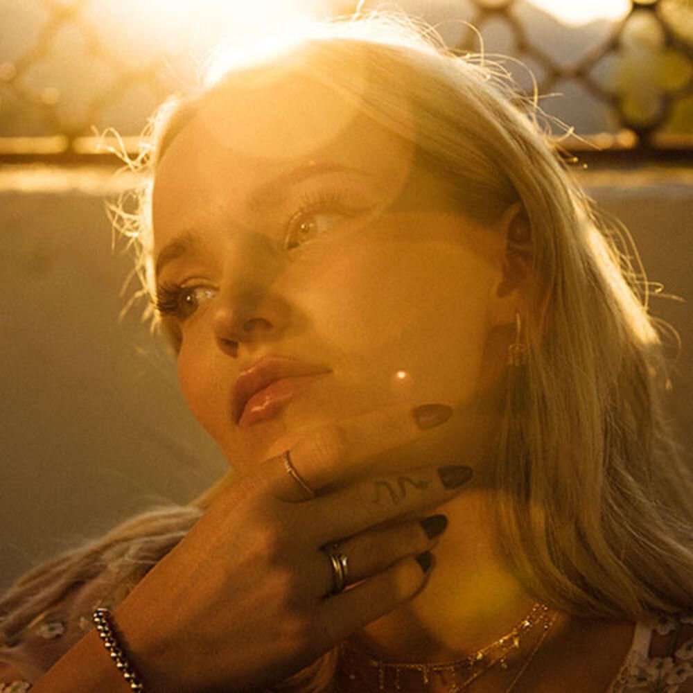 Foto de Dove Cameron