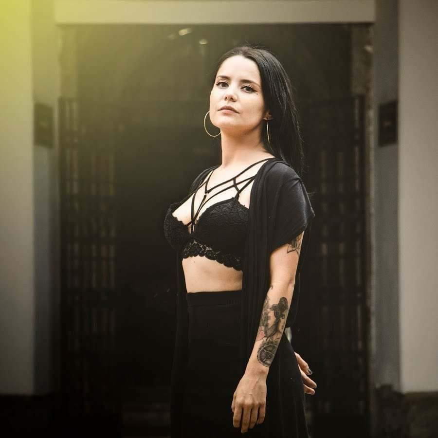 Foto de Hispana (Mamba Negra)