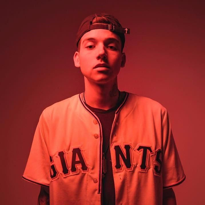 Foto de Sky Rompiendo