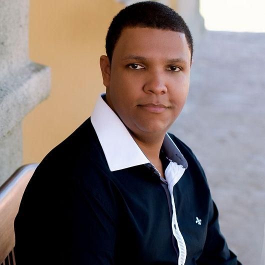 Foto de Dan Estevão