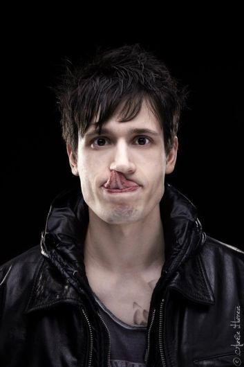 Foto de Falling Girl