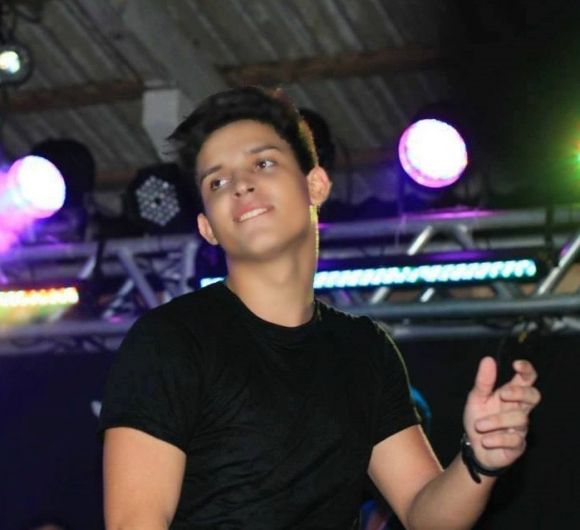 Foto de Bill e Tauã