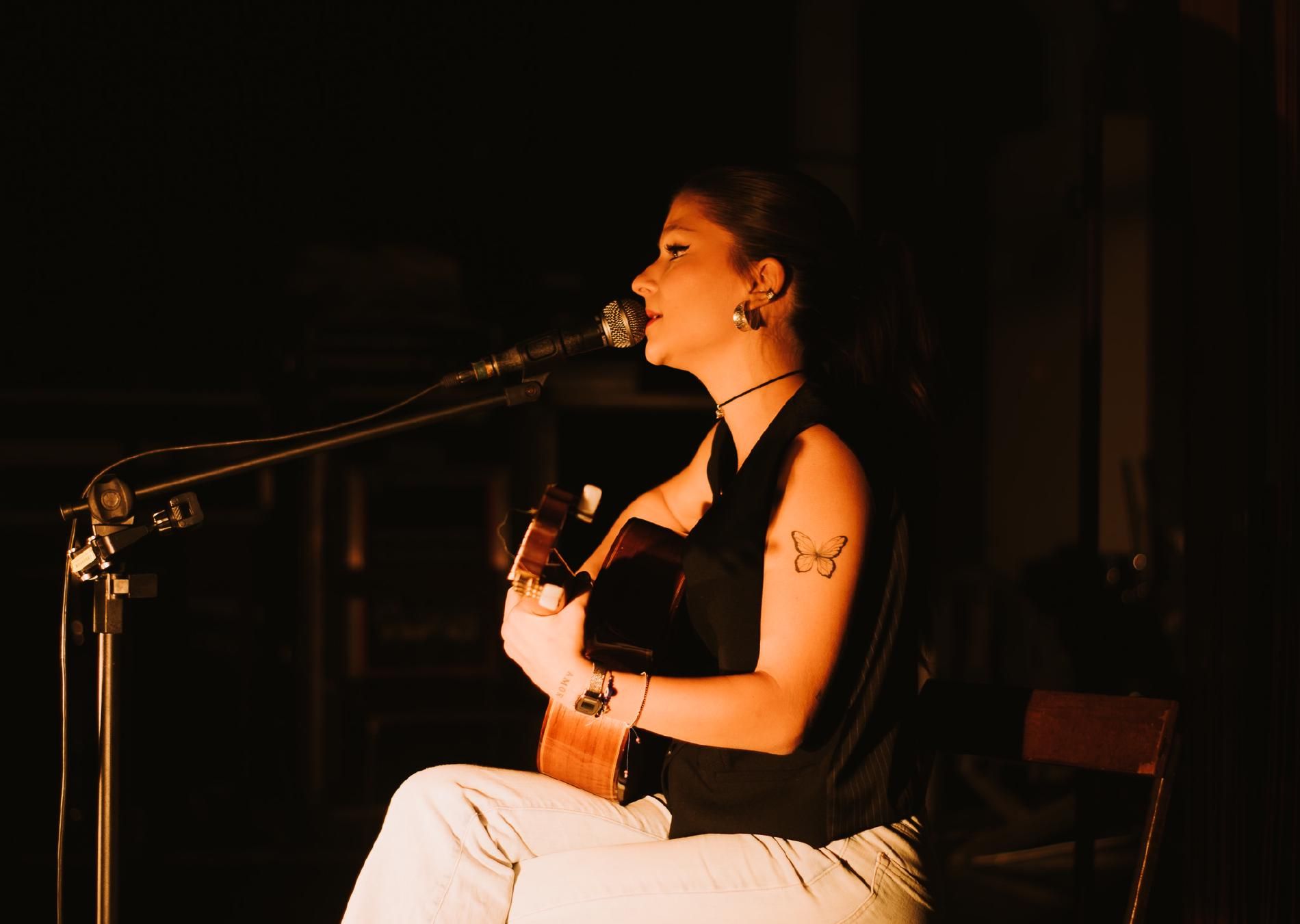 Photo of Carol Salles