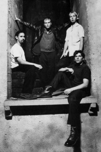 Foto de Machines Of Loving Grace