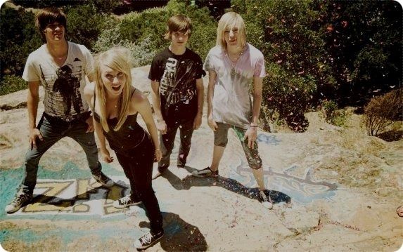 Foto de Picture Me Broken