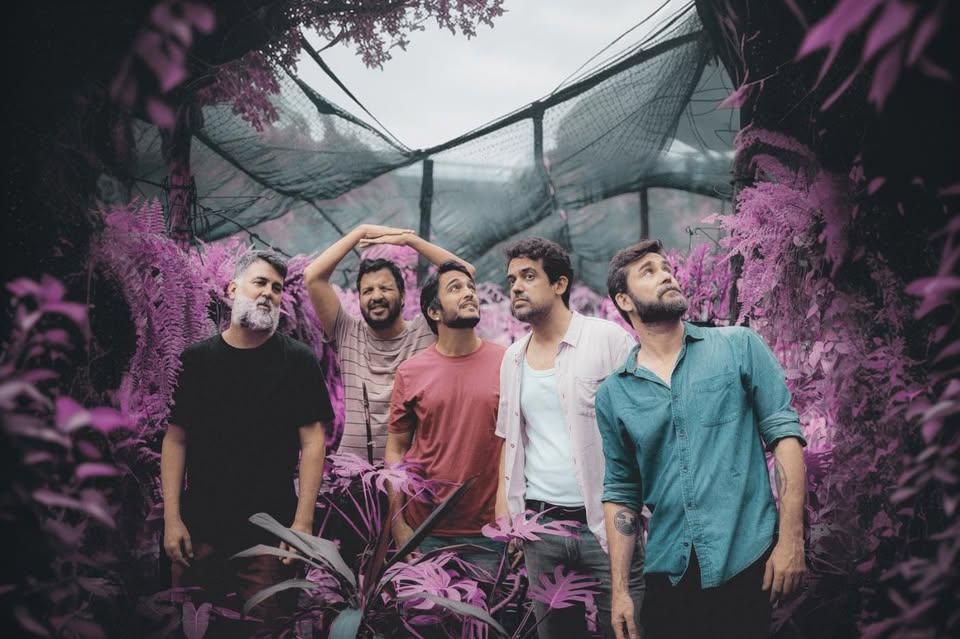 Foto de Meus Amigos Estão Velhos