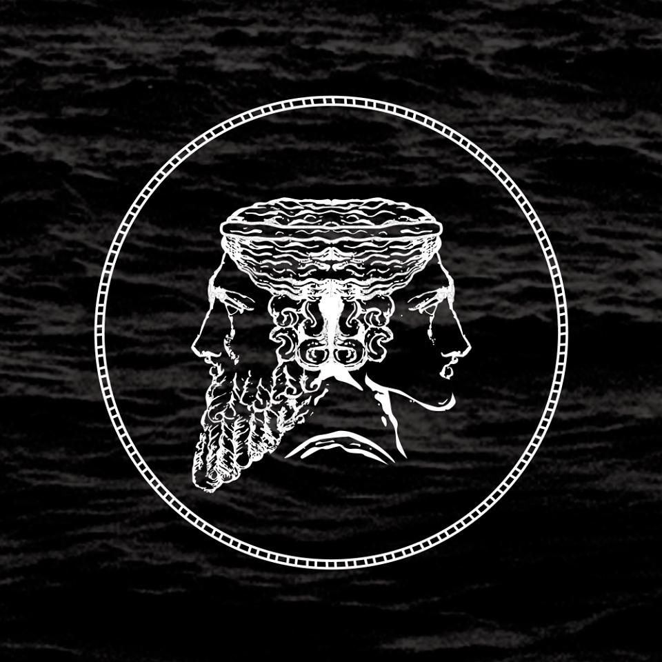 Foto de Januário a Sete Palmos