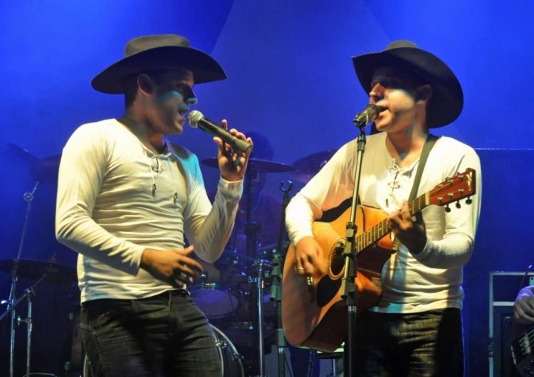 Photo of Cantores Gêmeos