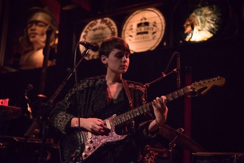 Foto de Cross Record