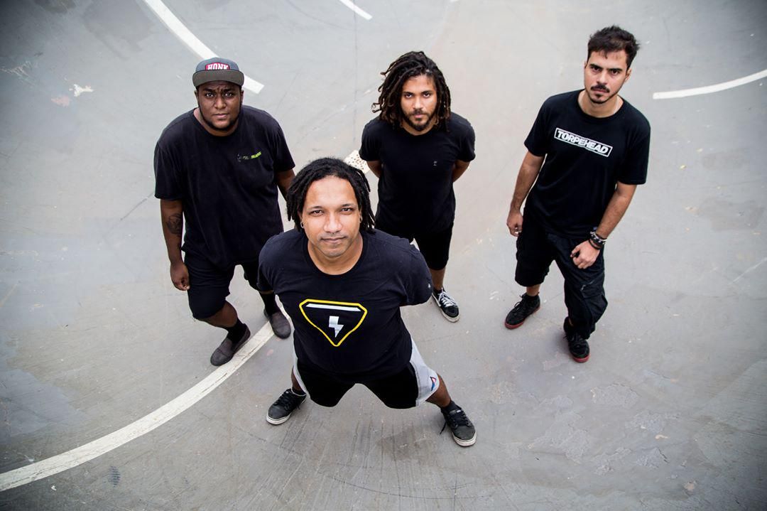 Foto de Plastic Fire