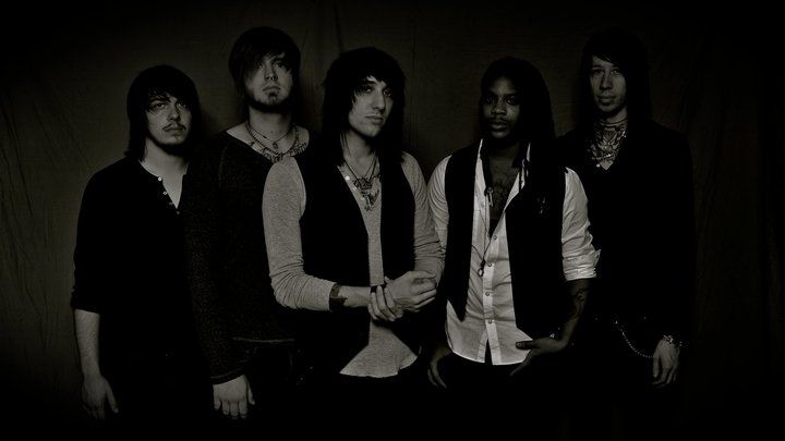 Foto de In The Name Of