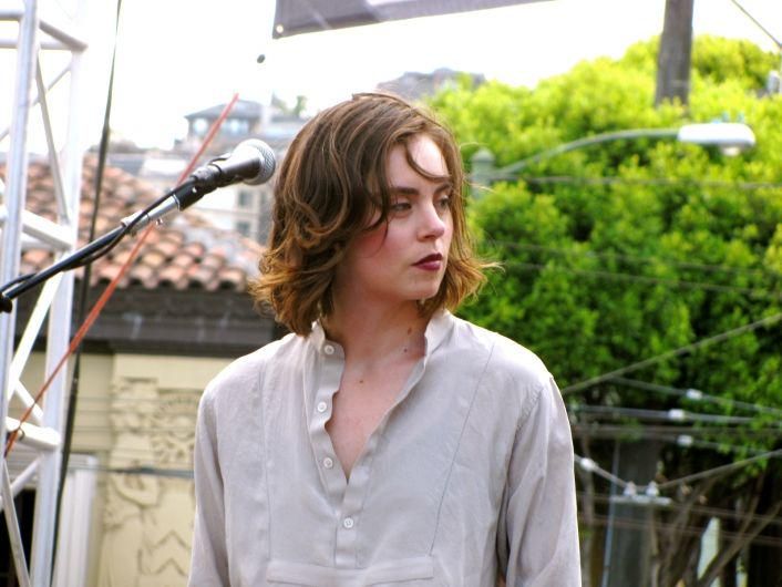 Foto de Young Ejecta