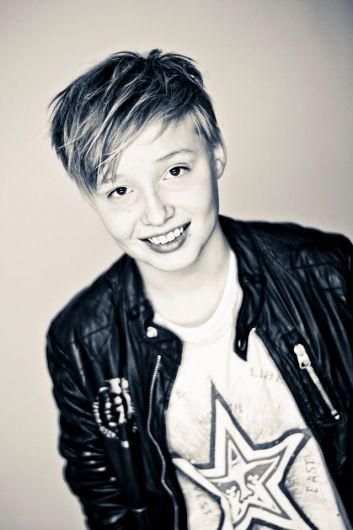 Photo of Isac Elliot‎