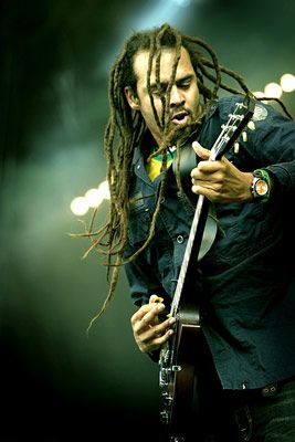 Foto de Michael Franti & Spearhead