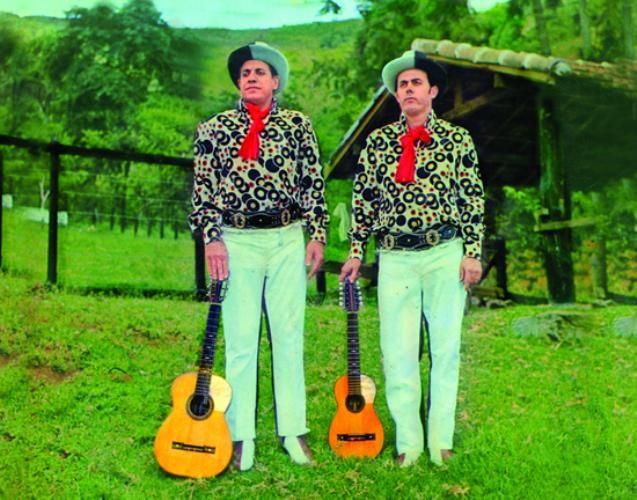 Foto de Bate Pé e Catireiro