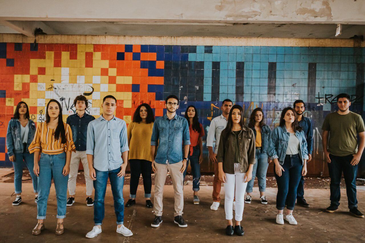 Foto de Vocal Com Verso