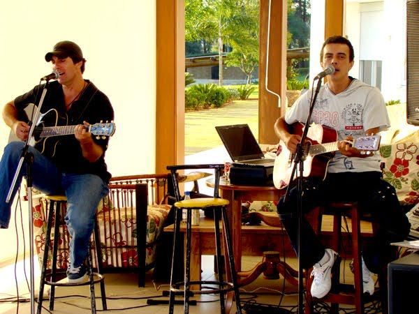 Foto de Denis e Denner