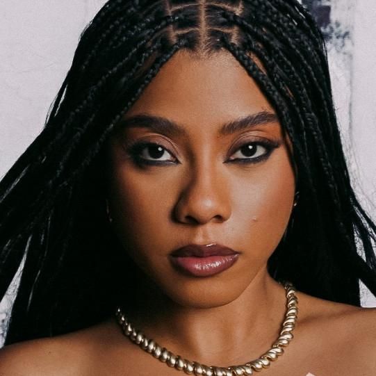 Photo of AJULIACOSTA