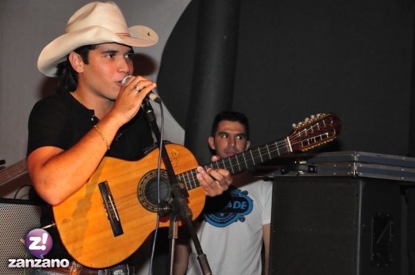 Foto de Max Moura e Cristiano