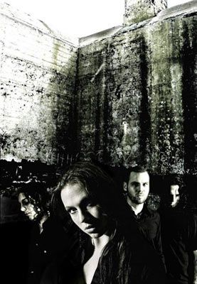 Foto de Flowing Tears