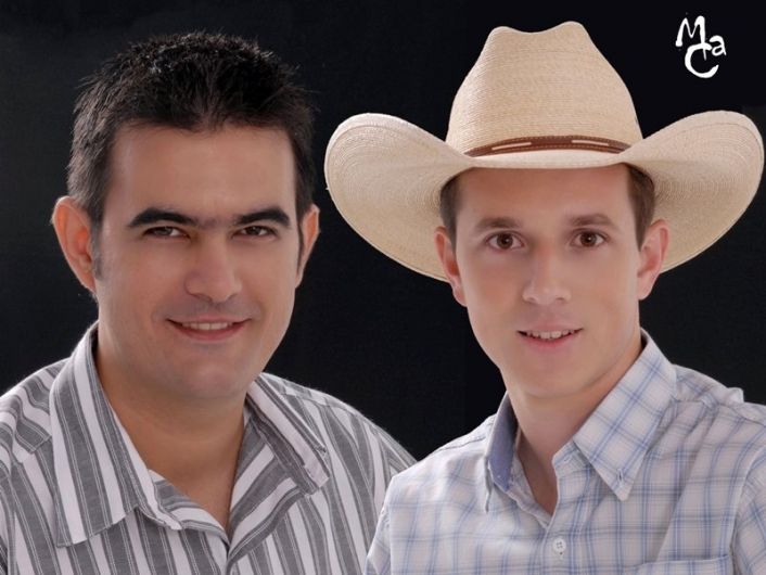 Foto de Marco Antônio e Carlinhos