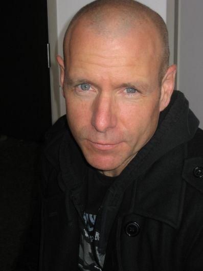 Photo of Hugh Dillon