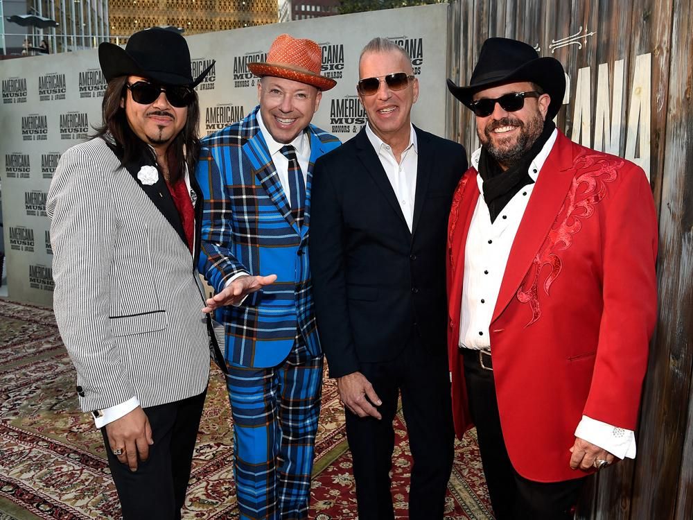 Photo of The Mavericks