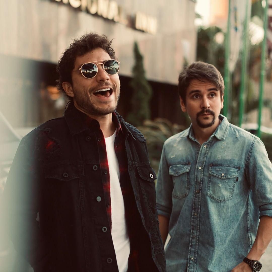 Foto de Bruninho e Davi