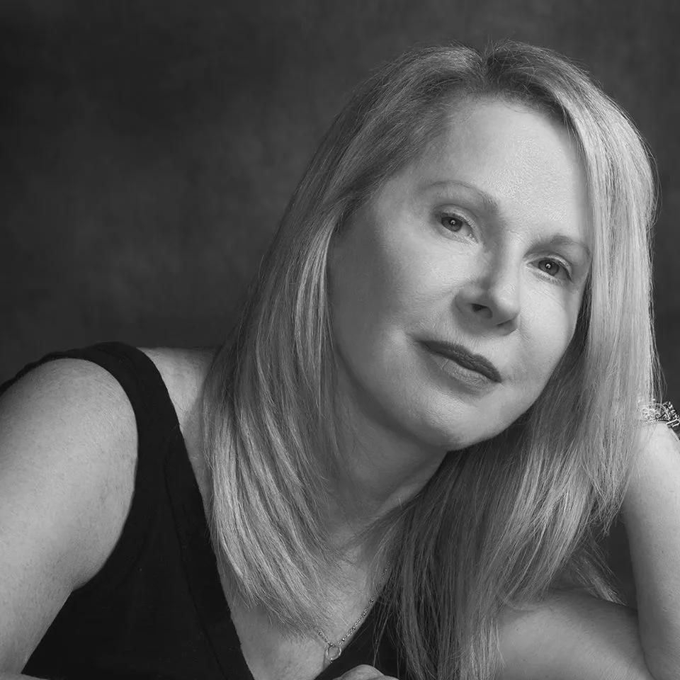 Photo of Deborah Holland