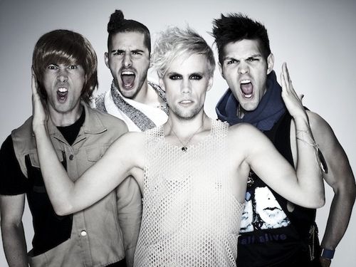 Foto de Semi Precious Weapons