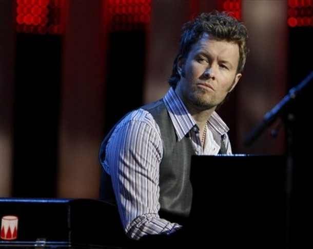 Photo of Magne Furuholmen