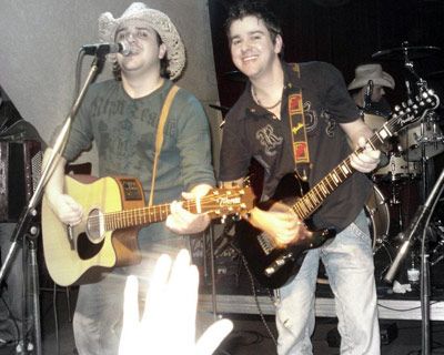 Foto de Júnior e Rodrigo