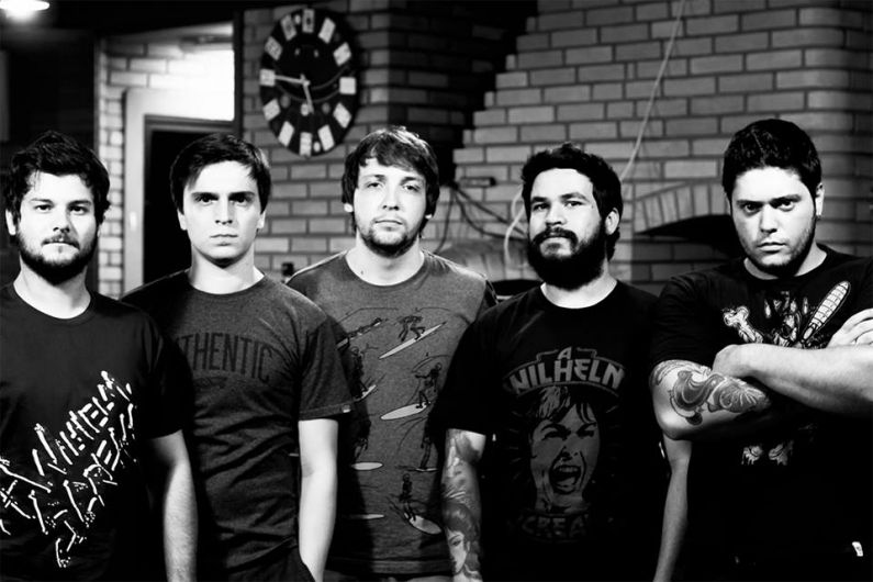 Foto de Brave As Titan