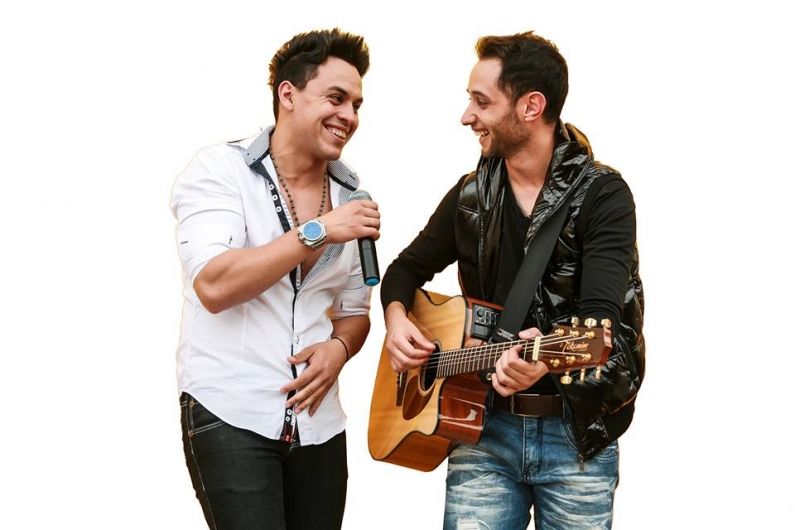 Foto de Zezé e Rafael