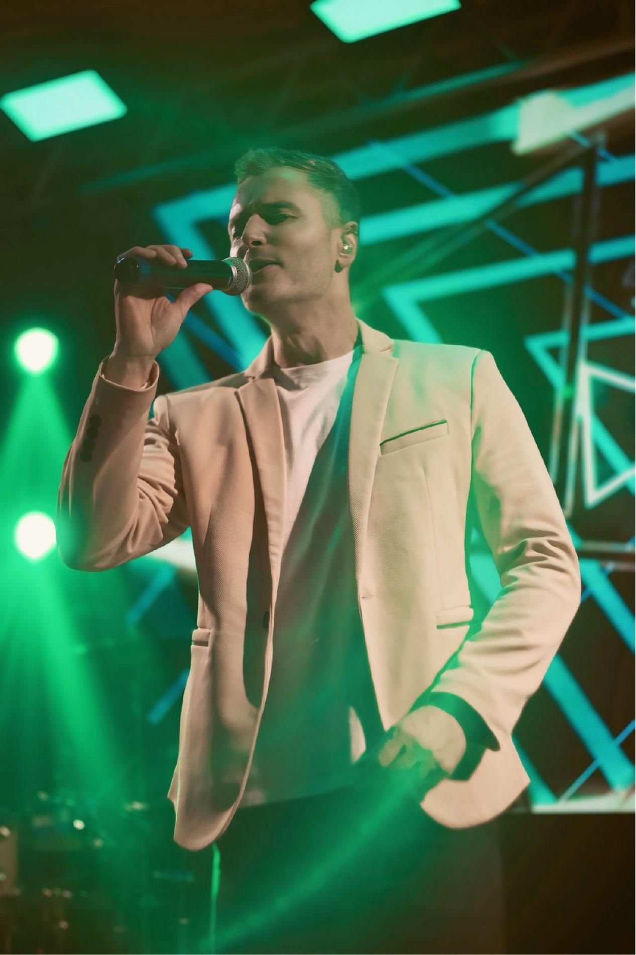 Foto de Clayson Seven