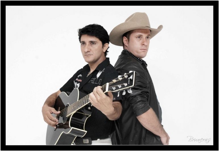 Foto de Ricardo e Renatto