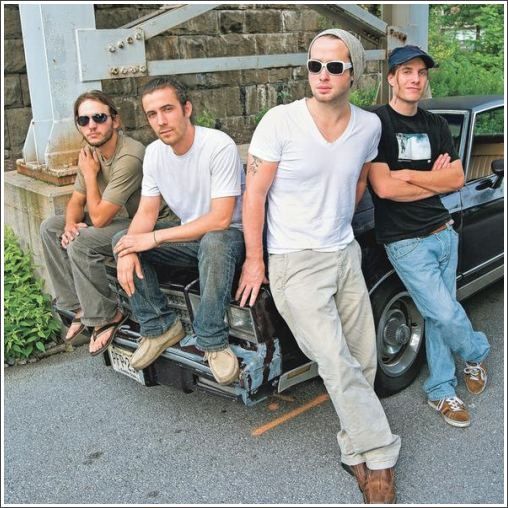 Foto de Three Legged Fox