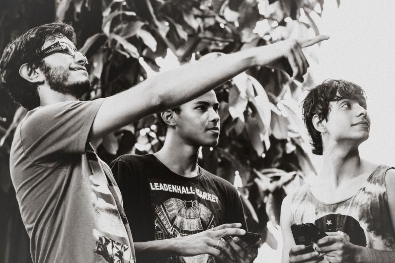 Foto de Falsos Poetas