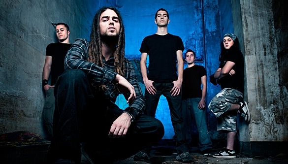 Foto de Rise To Fall