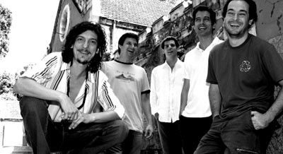 Foto de Pedro Luís & A Parede